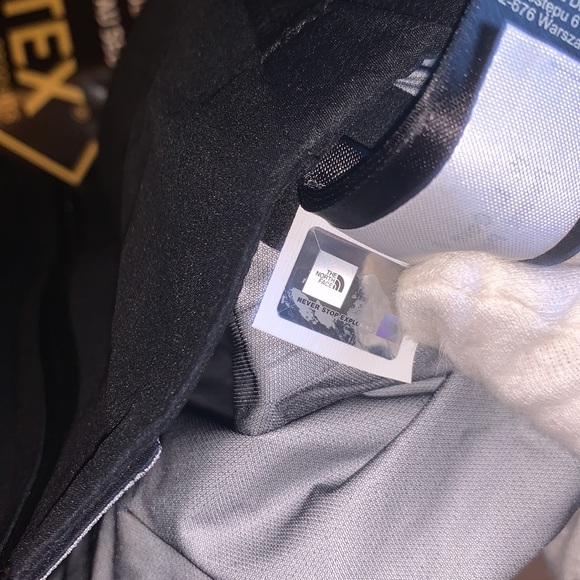 NWT The North Face Shinpuru Gore-Tex Jacket, Black, Medium - Picture 9 of 15